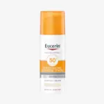 Eucerin Photoaging Control Tonirani Fluid za zaštitu od sunca SPF50+ Svetli 50ml